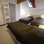 Les Moineaux D'hotes Apartment *