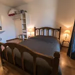 公寓 莫诺小屋住宿加早餐旅馆