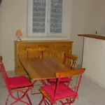 公寓 莫诺小屋住宿加早餐旅馆 柔基耶