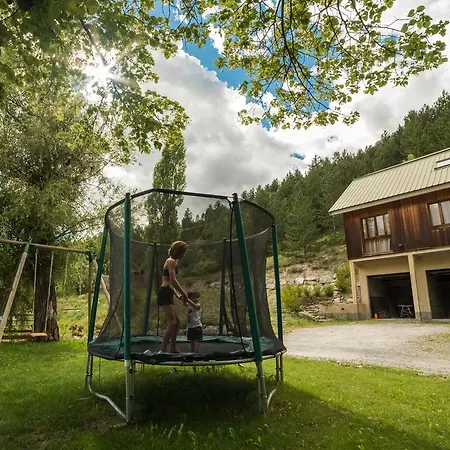 Chalet Les Moineaux Chambres D'Hotes *