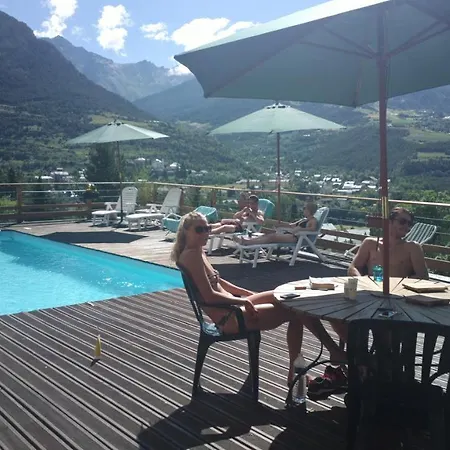 Chalet Les Moineaux Chambres D'Hotes *