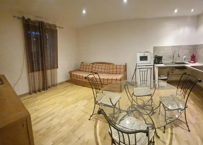 Les Moineaux D'hotes Apartment *